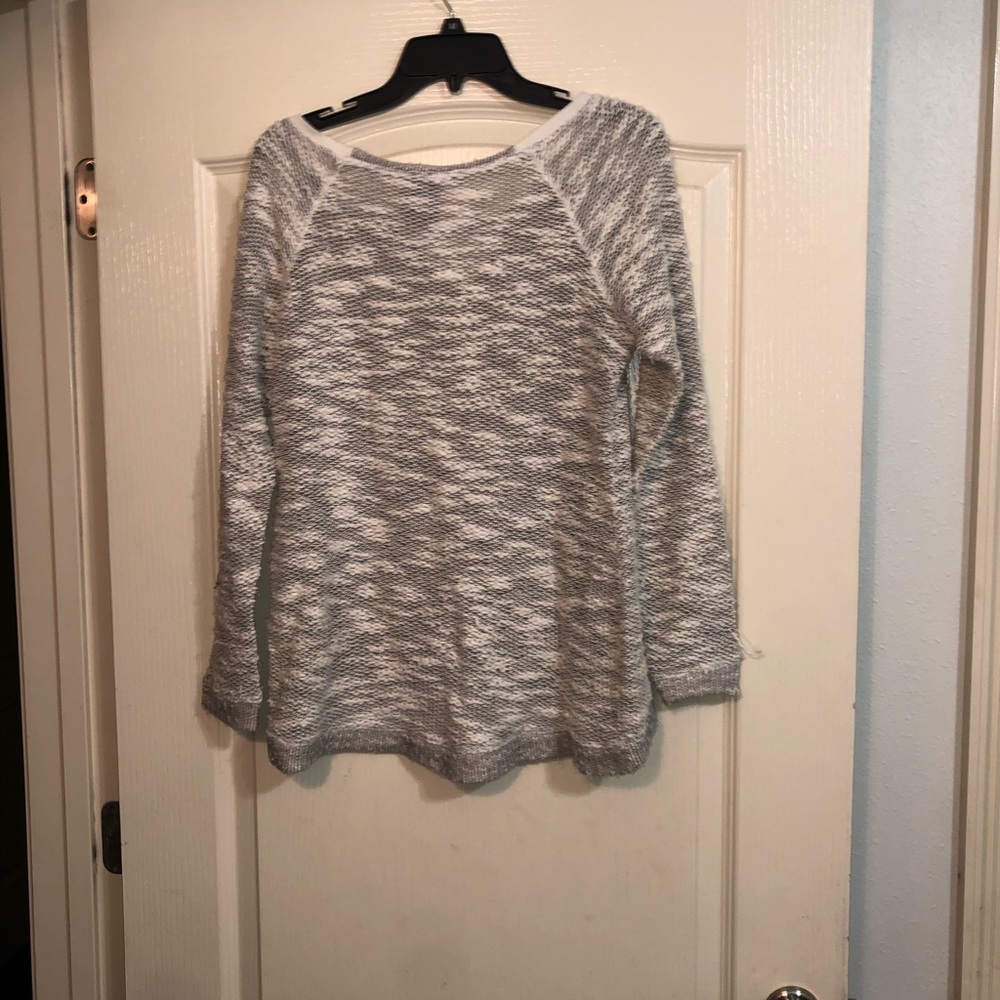 Grey sweater! - Picture 2 of 2